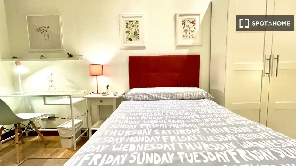 Habitación 196 m², Bilbao