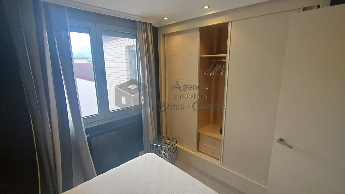 Piso de 94 m² en Oviedo
