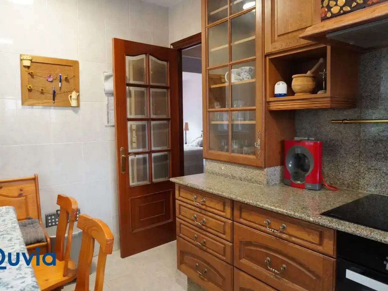 Habitación 250 m², Oleiros