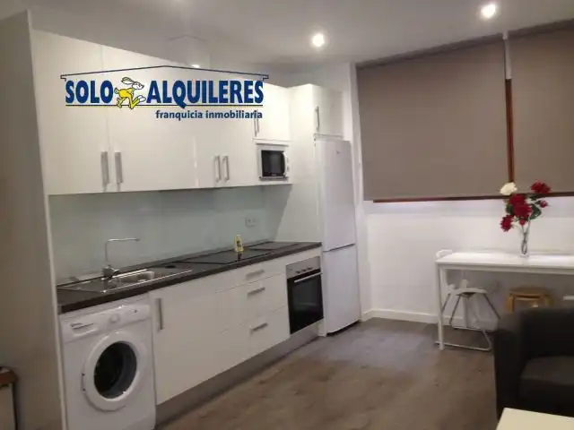 Piso de 65 m² en Granada