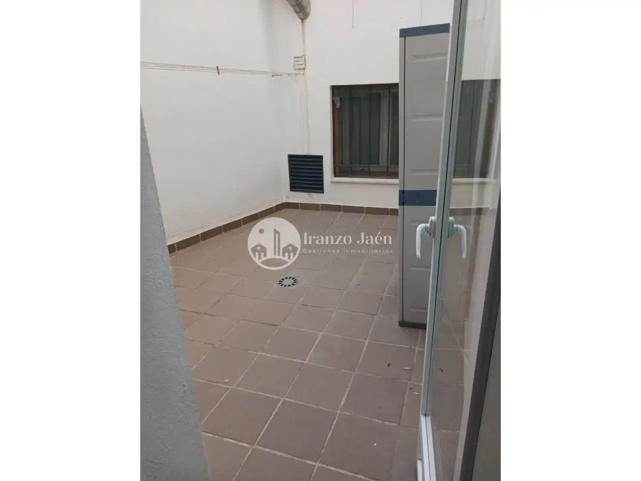 Piso de 60 m² en Jaén