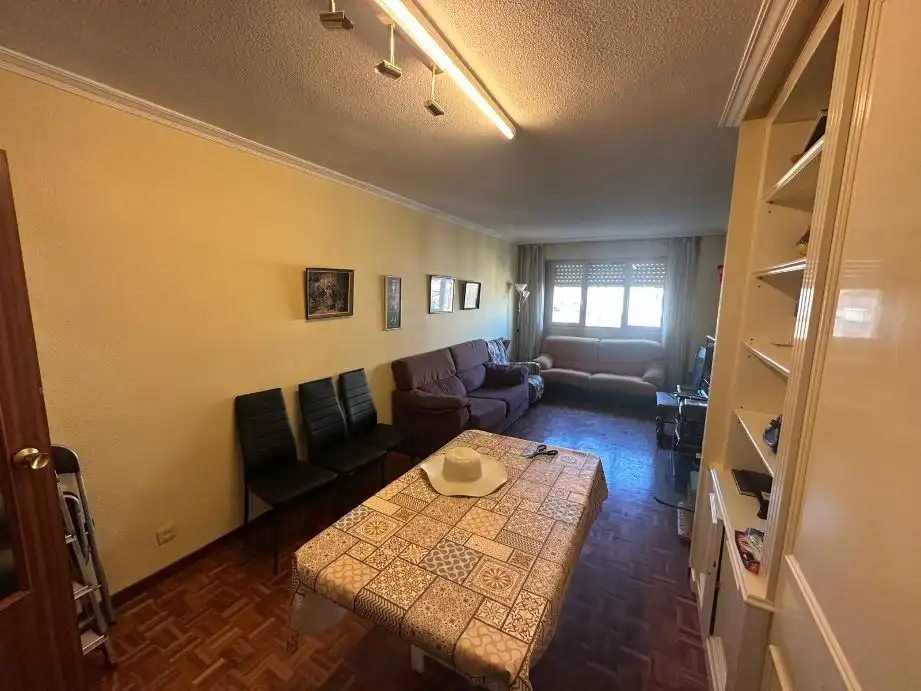 Piso de 120 m² en Pamplona