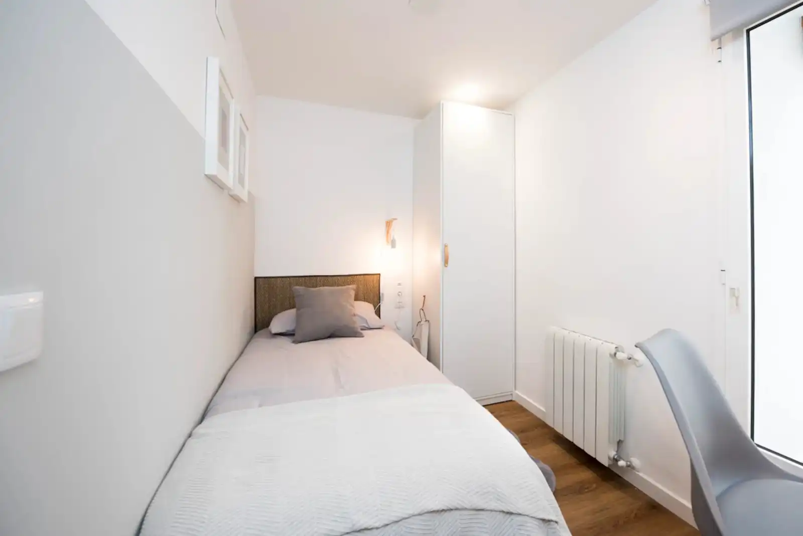 Chambre à louer, Valence
