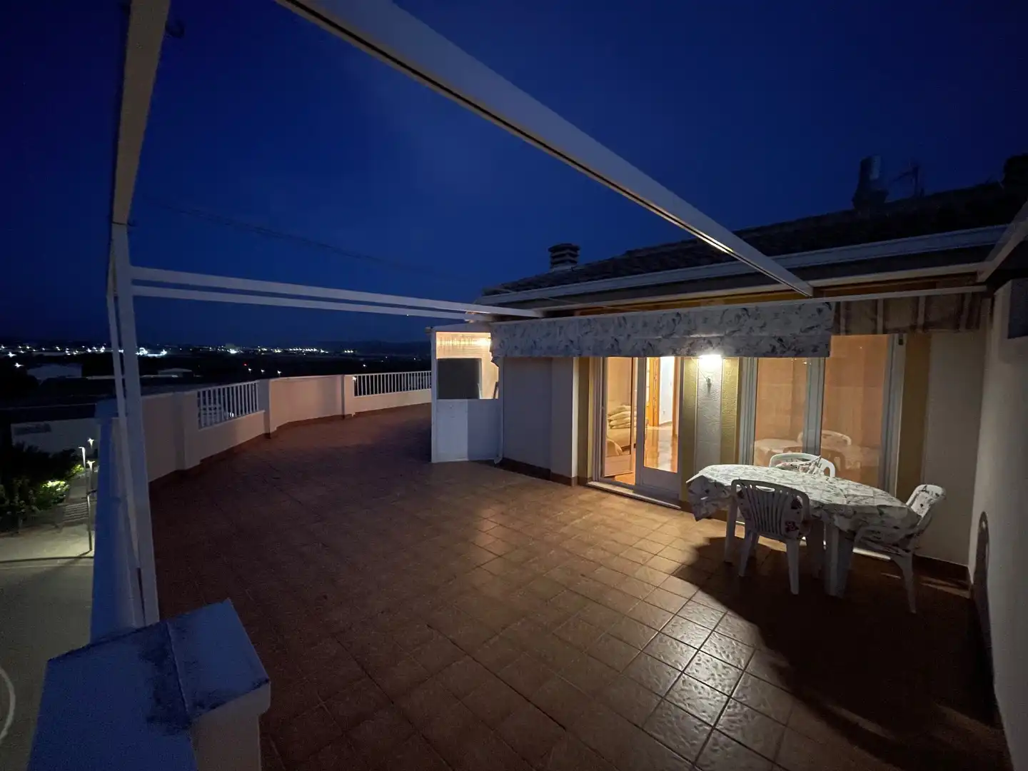 Piso de 181 m² en Caudete