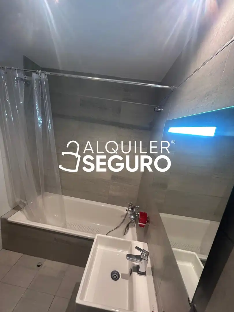 Piso de 89 m² en Granada