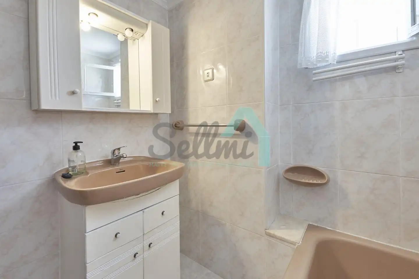 Piso de 77 m² en Gijón