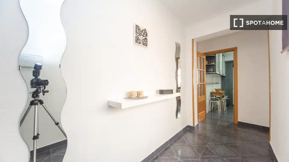 Habitación 86 m², Granada