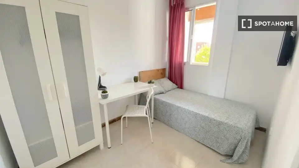 Habitación 86 m², Sevilla