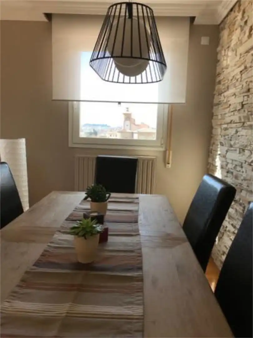 Pis de 80 m² a Huarte / Uharte