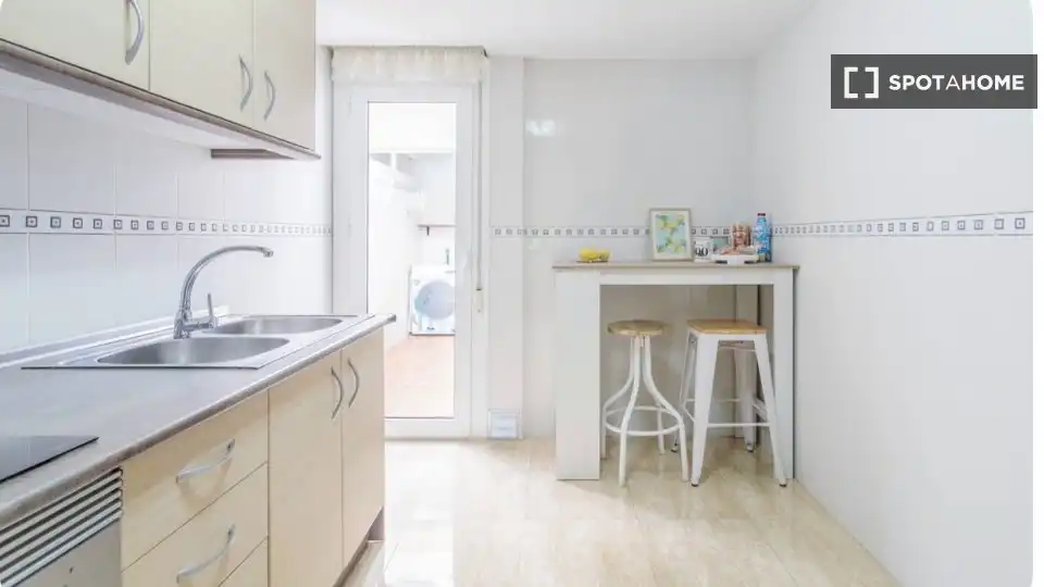 Habitación 104 m², Alicante