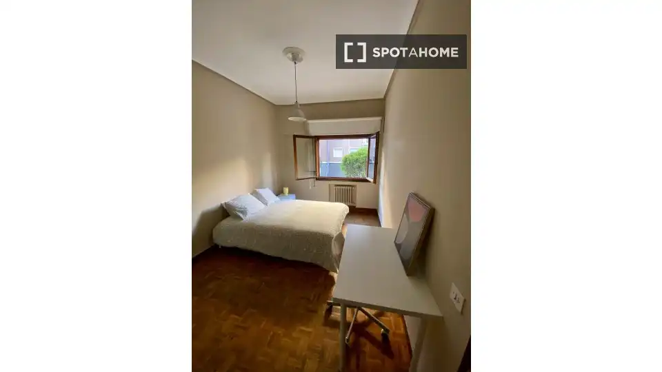 Habitación 98 m², Bilbao