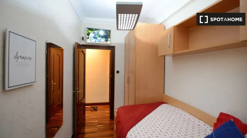 Habitación 104 m², Bilbao