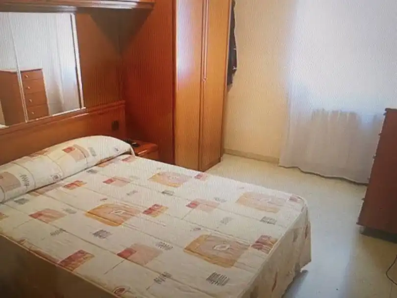 Pis de 85 m² a Terrassa