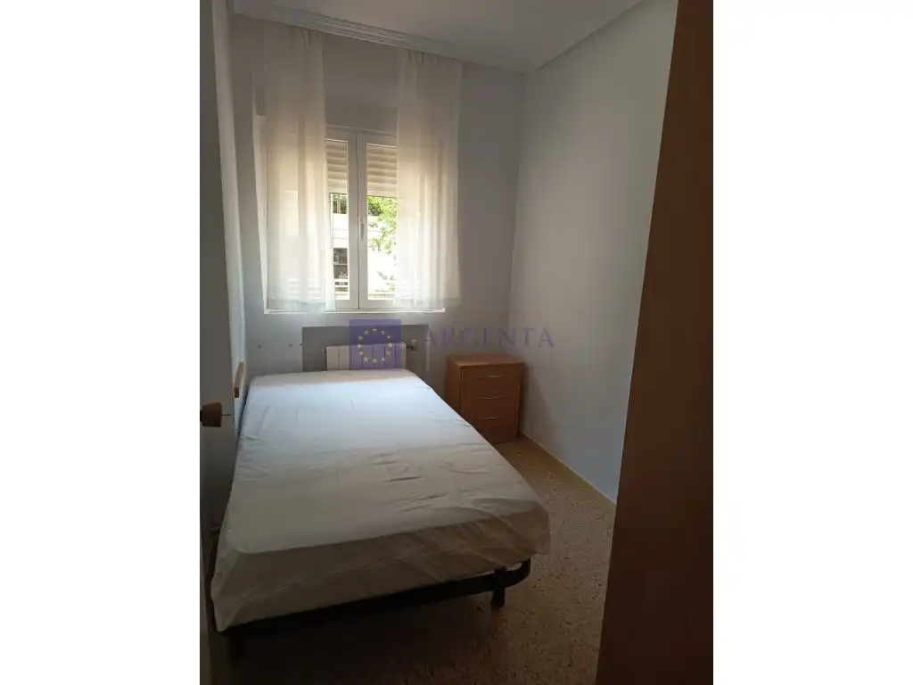 Piso de 90 m² en Cáceres