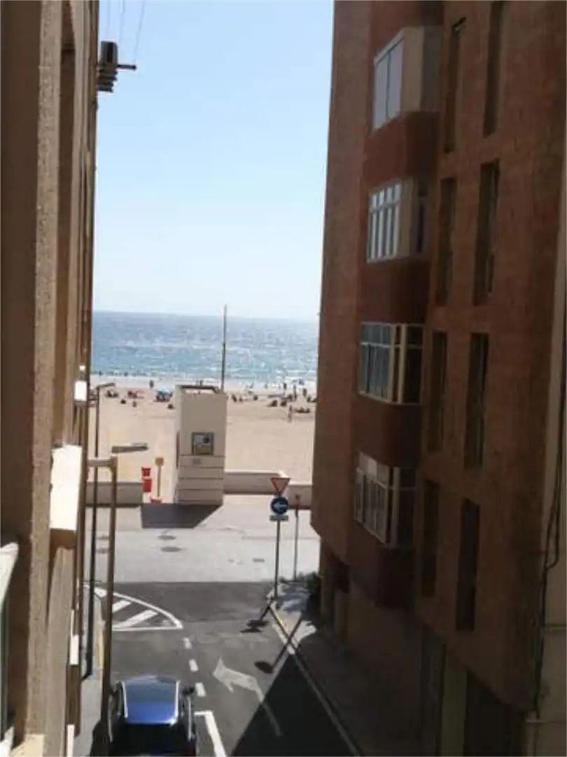 Piso de 60 m² en Cádiz