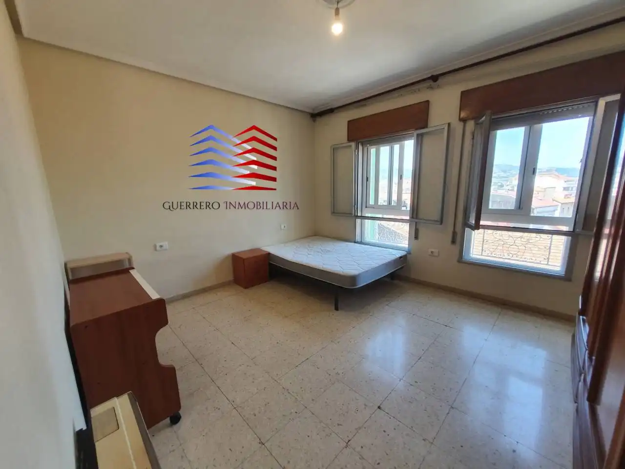 Piso de 130 m² en Ourense