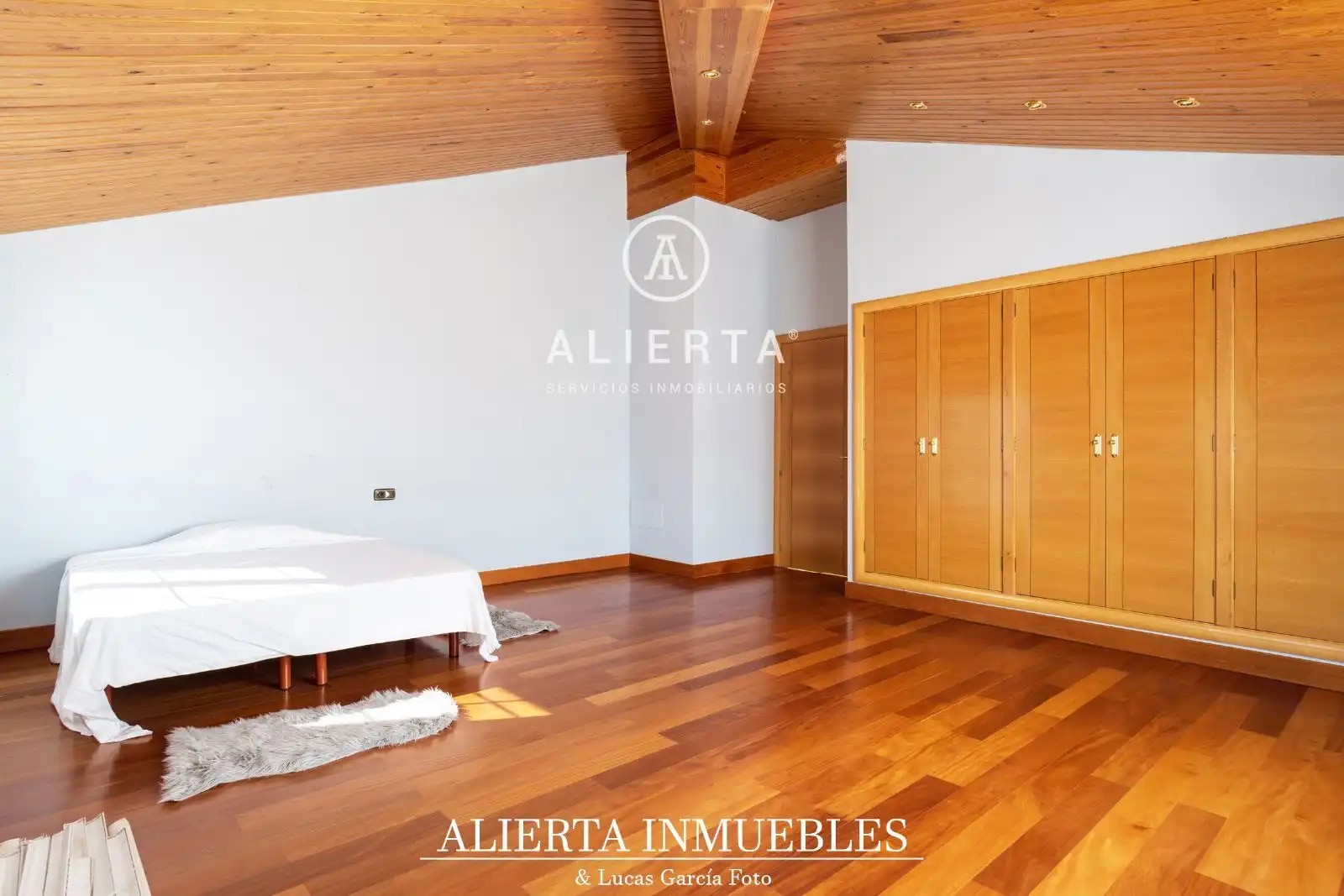 Piso de 800 m² en Zaragoza