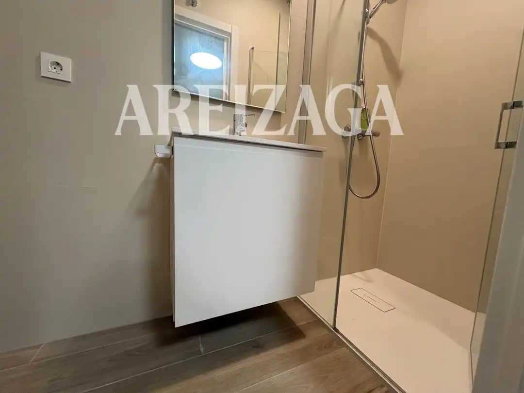 Casa de 200 m² en San Sebastián