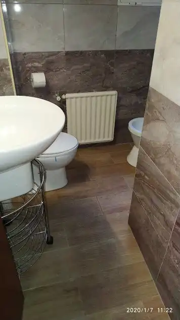 Piso de 100 m² en Linares