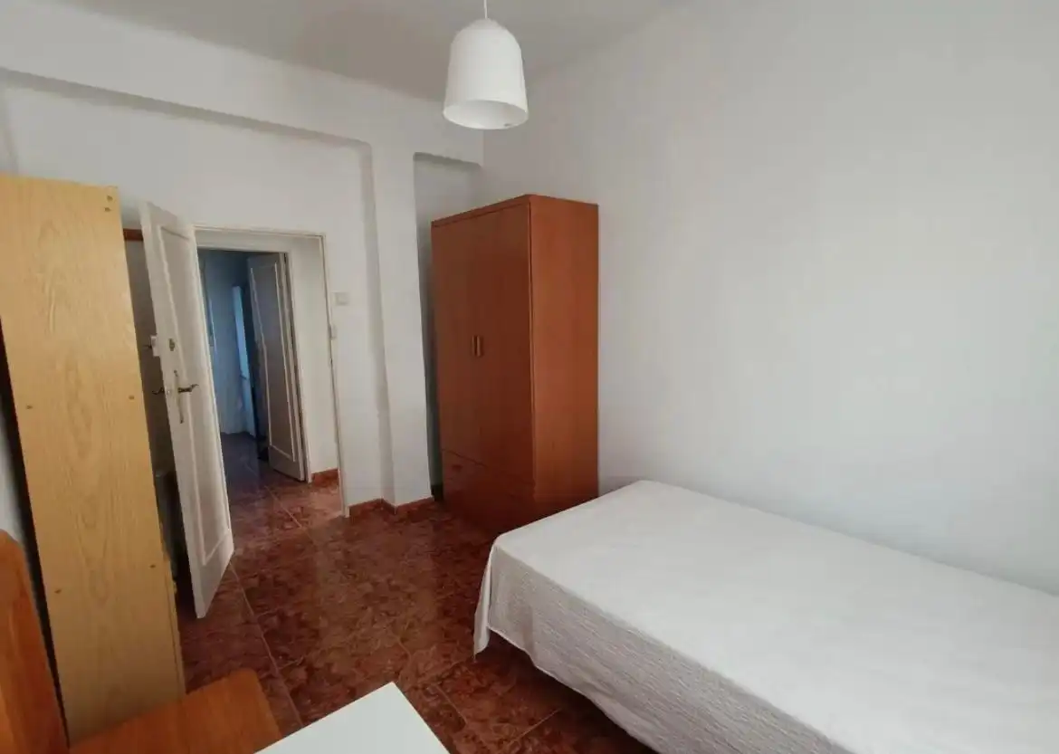 Piso de 65 m² en Granada