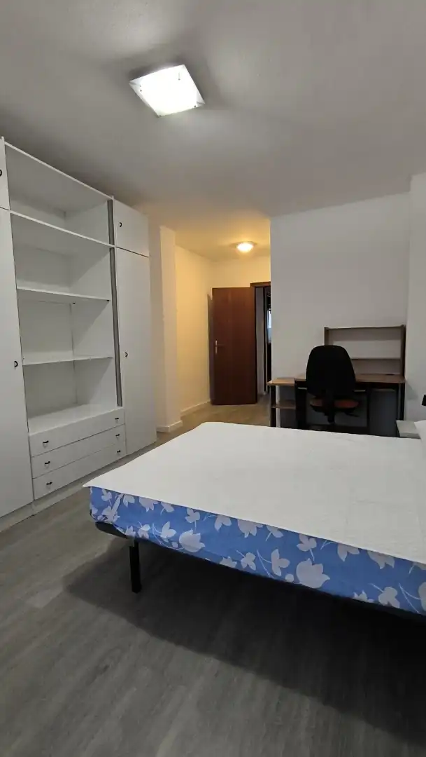 Piso de 90 m² en Villarrobledo