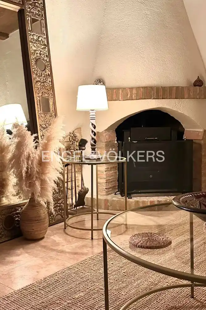 Casa de 160 m² en Oliva