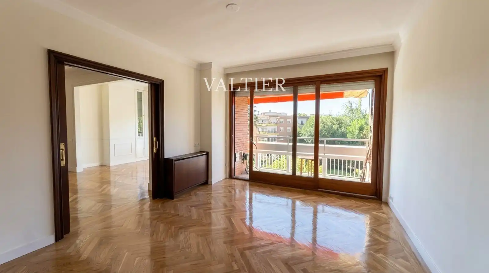 Flat 284 m² in Madrid