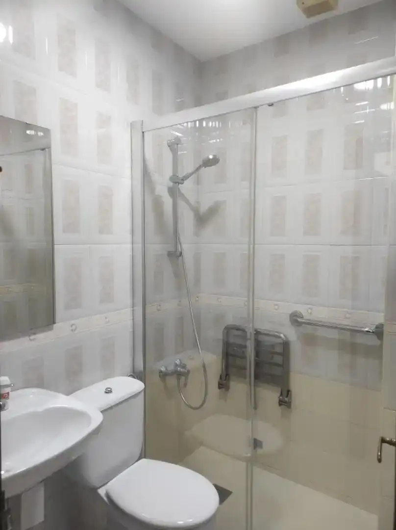 Habitación 100 m², Sevilla