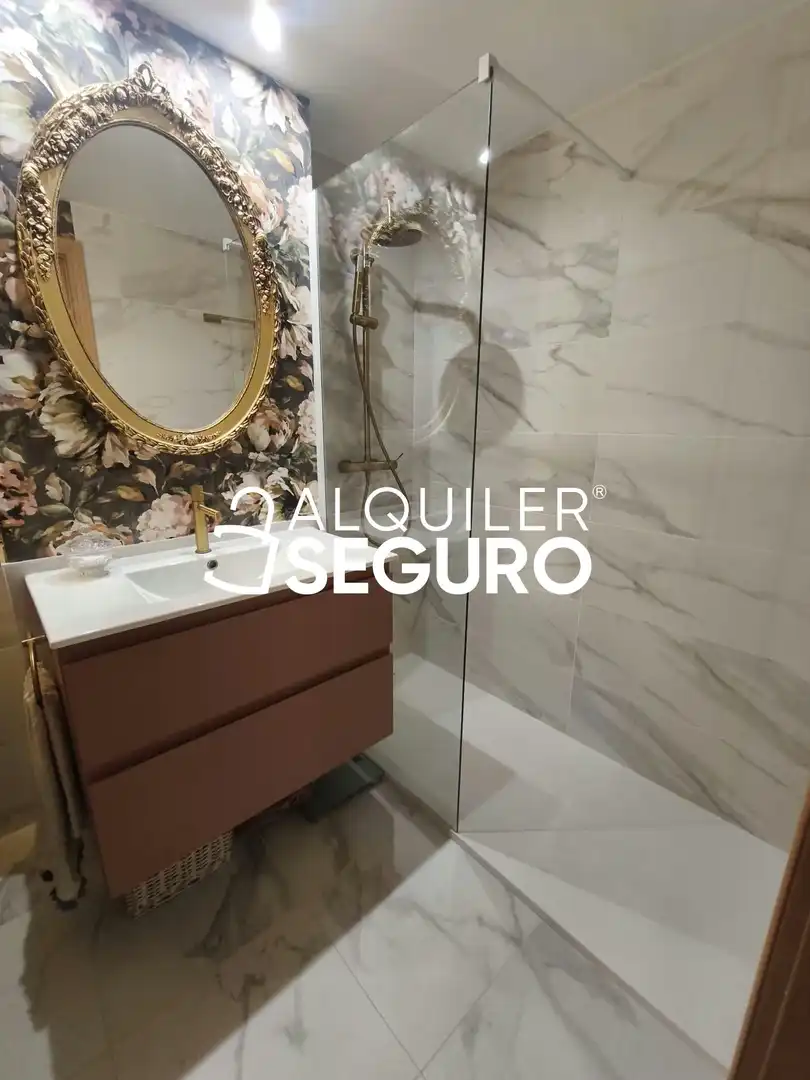 Piso de 140 m² en Zaragoza