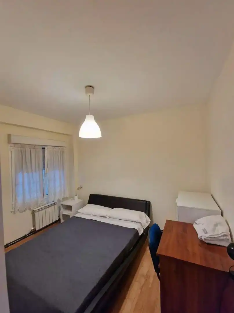 Piso de 87 m² en Oviedo