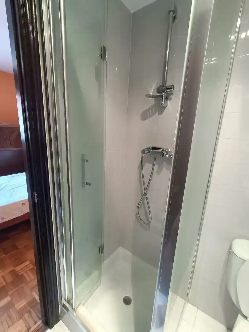 Habitación 12 m², Oviedo