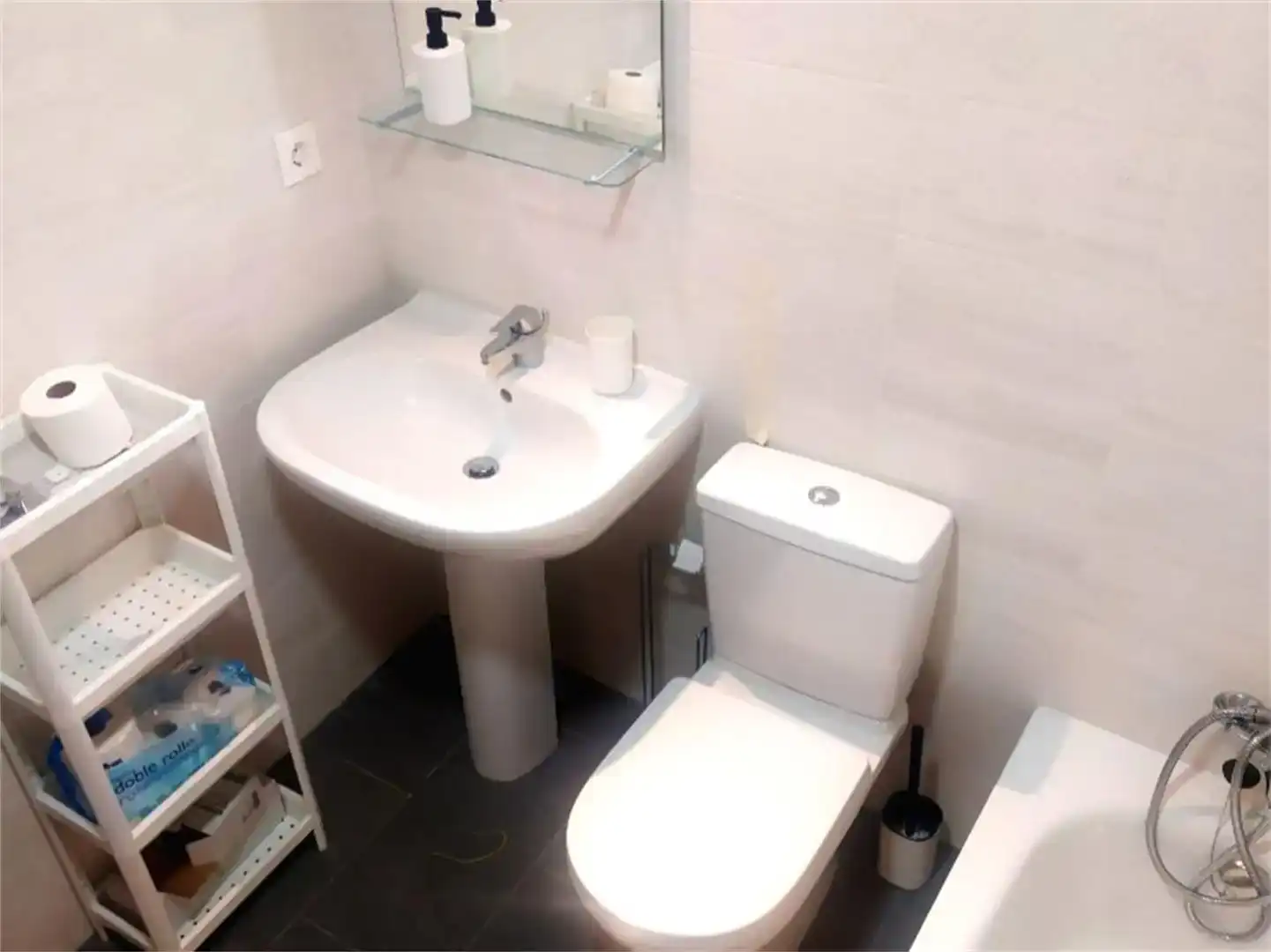 Habitación 100 m², Castilleja de la Cuesta
