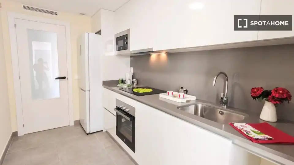 Room for rent, Alfara del Patriarca