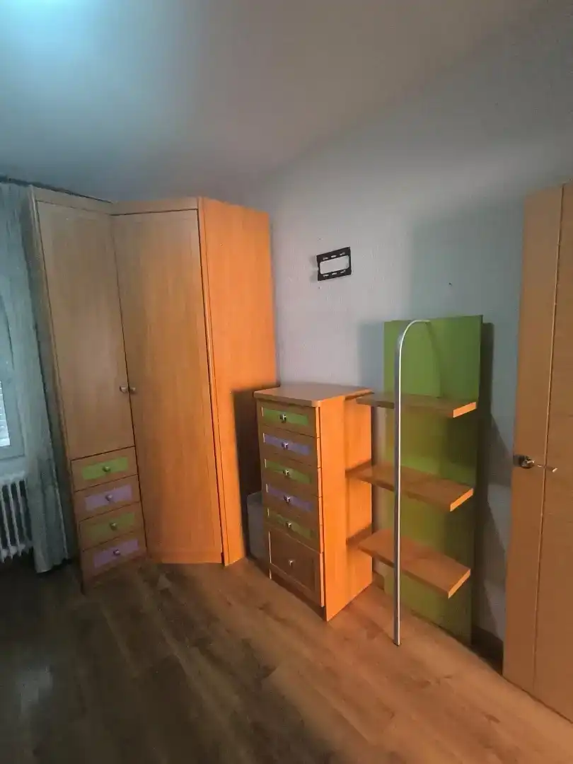 Habitación 100 m², Ávila
