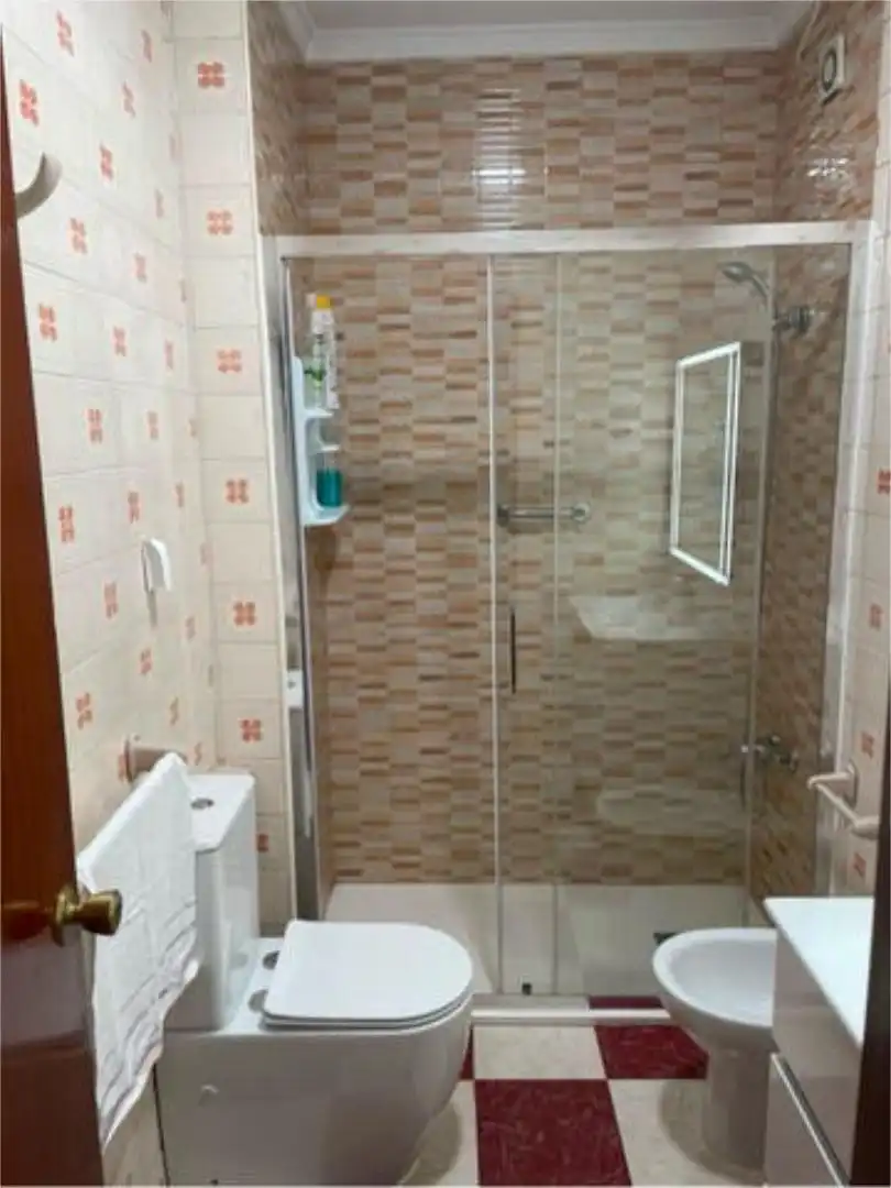 Piso de 90 m² en Almería