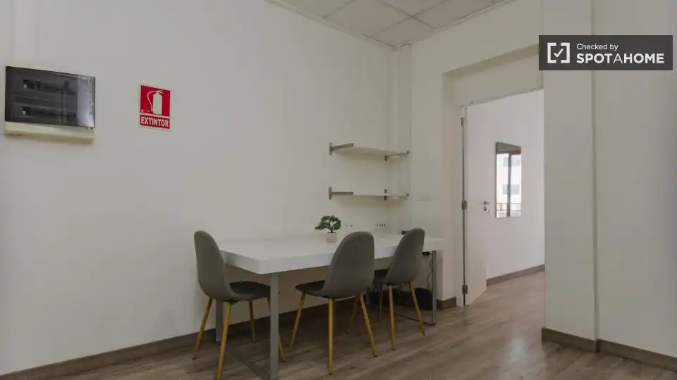 Habitación 150 m², Valencia