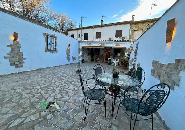 Piso de 82 m² en Baeza