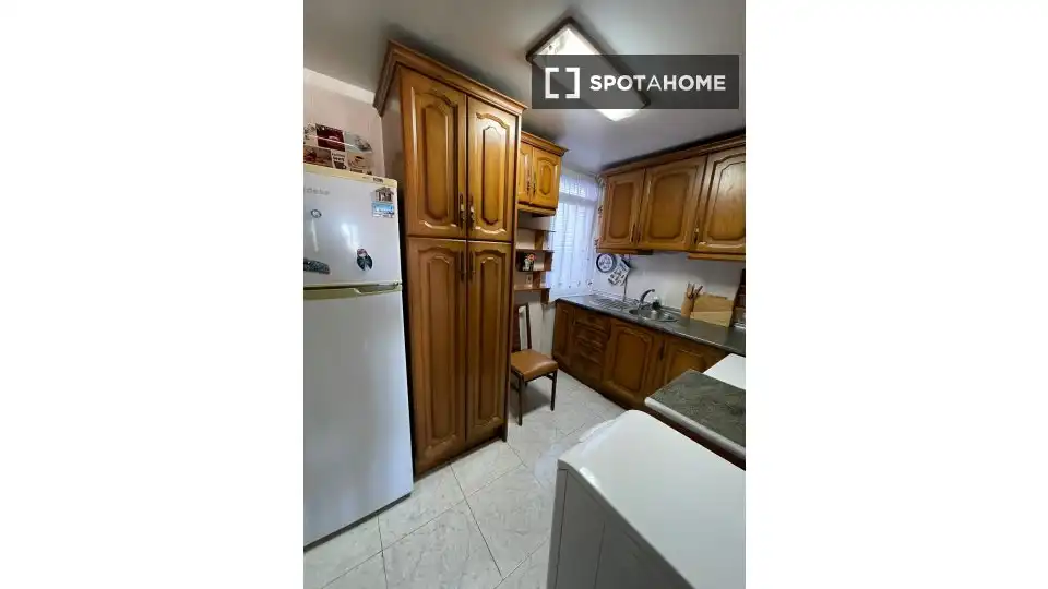 Habitación 75 m², Alicante