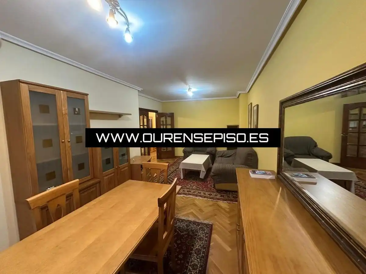 Wohnung 100 m² in Ourense