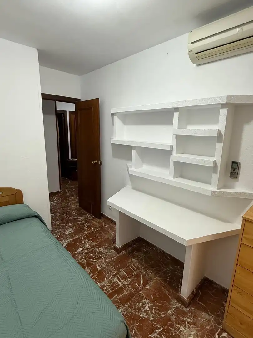 Habitación 90 m², Sevilla