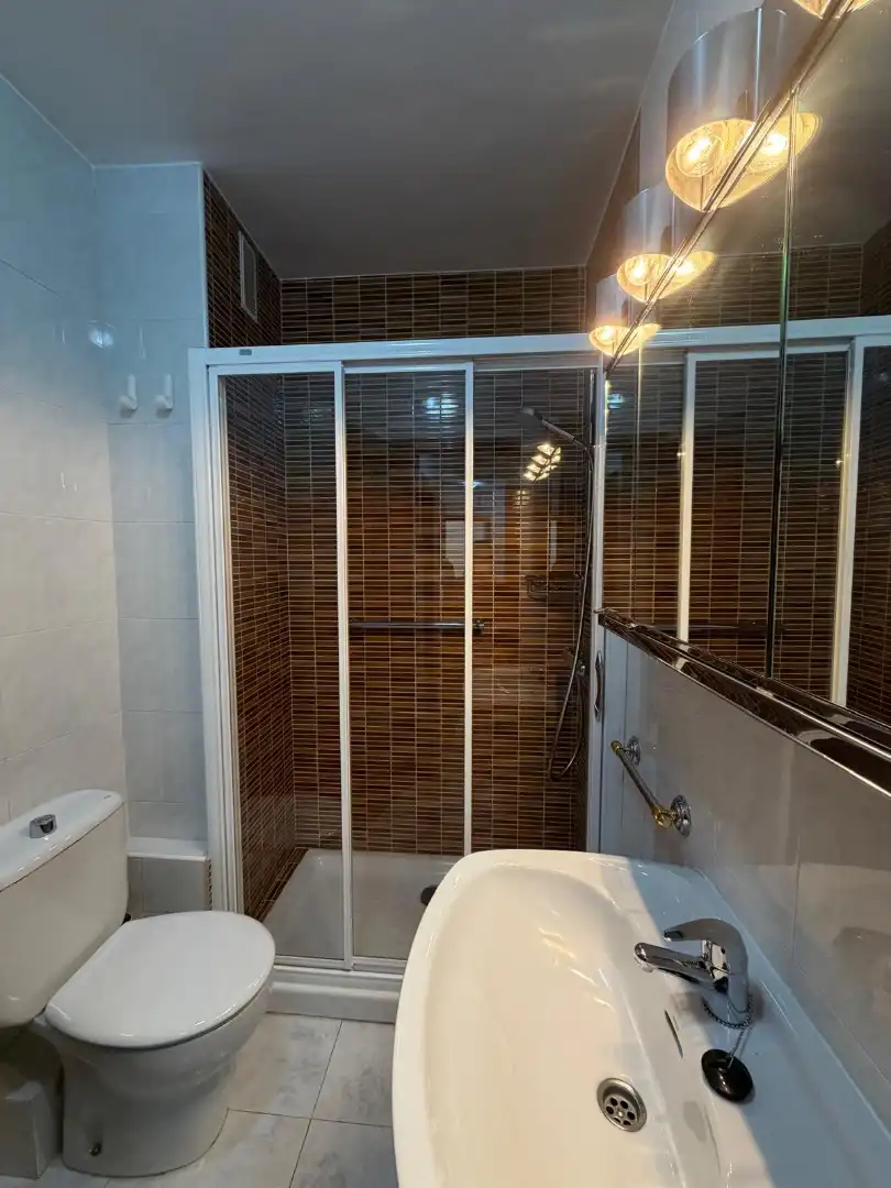 Piso de 77 m² en Lugo