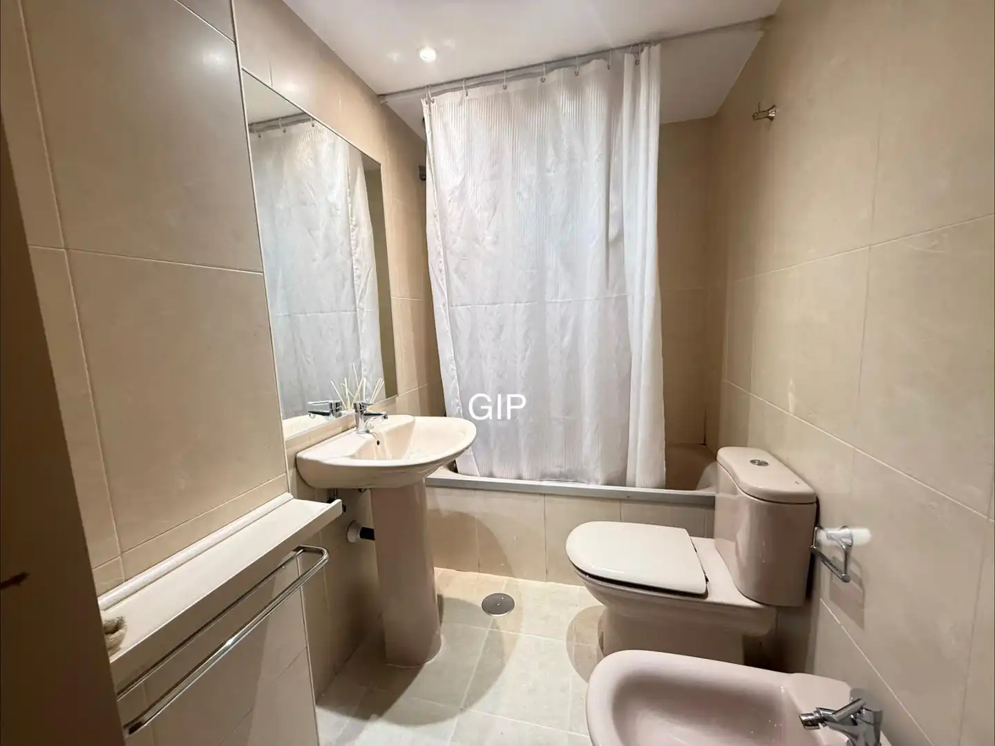 Wohnung 57 m² in Madrid