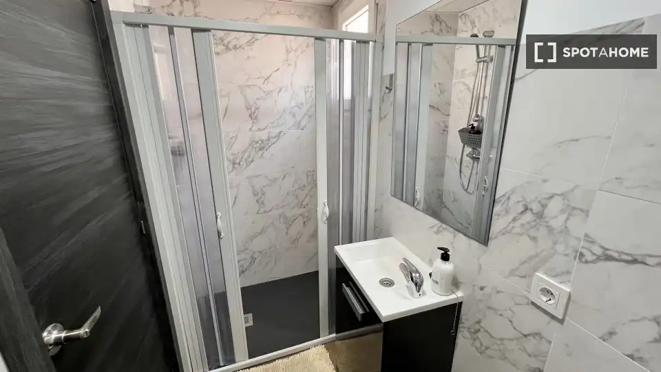 Habitación 104 m², Novelda