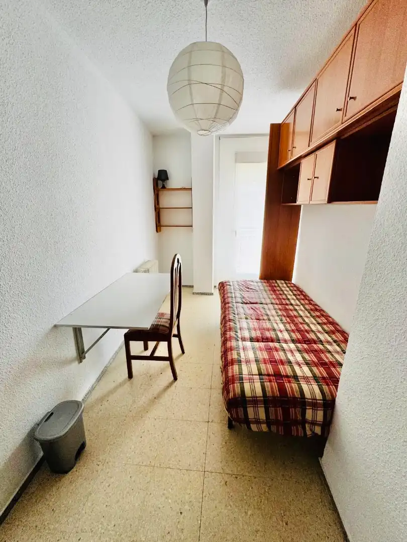 Piso de 90 m² en Granada