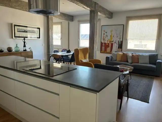 Piso de 90 m² en Vigo