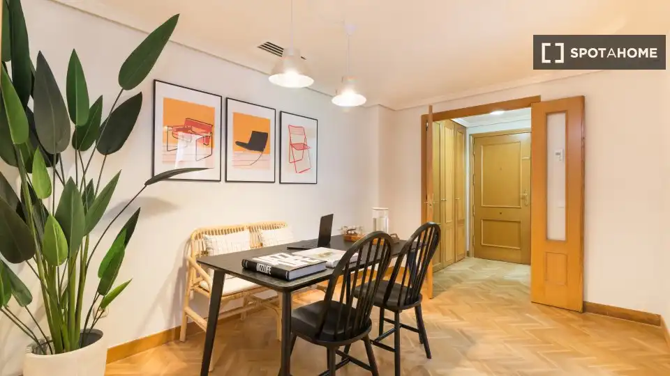 Habitación 100 m², Madrid
