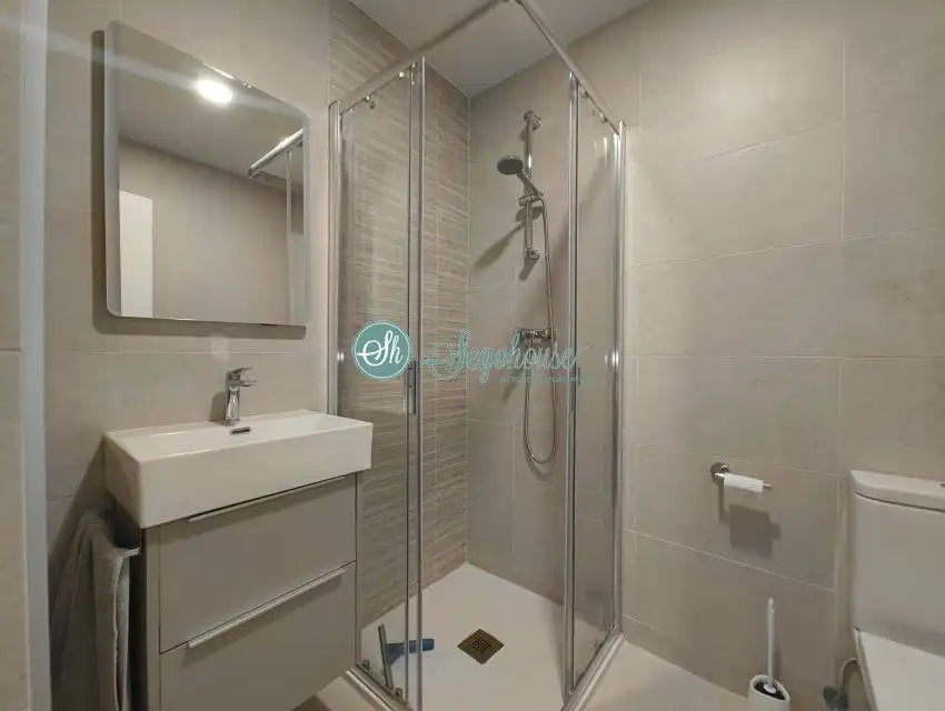 Piso de 90 m² en Segovia