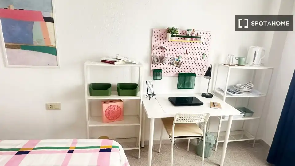 Habitación 127 m², Alicante