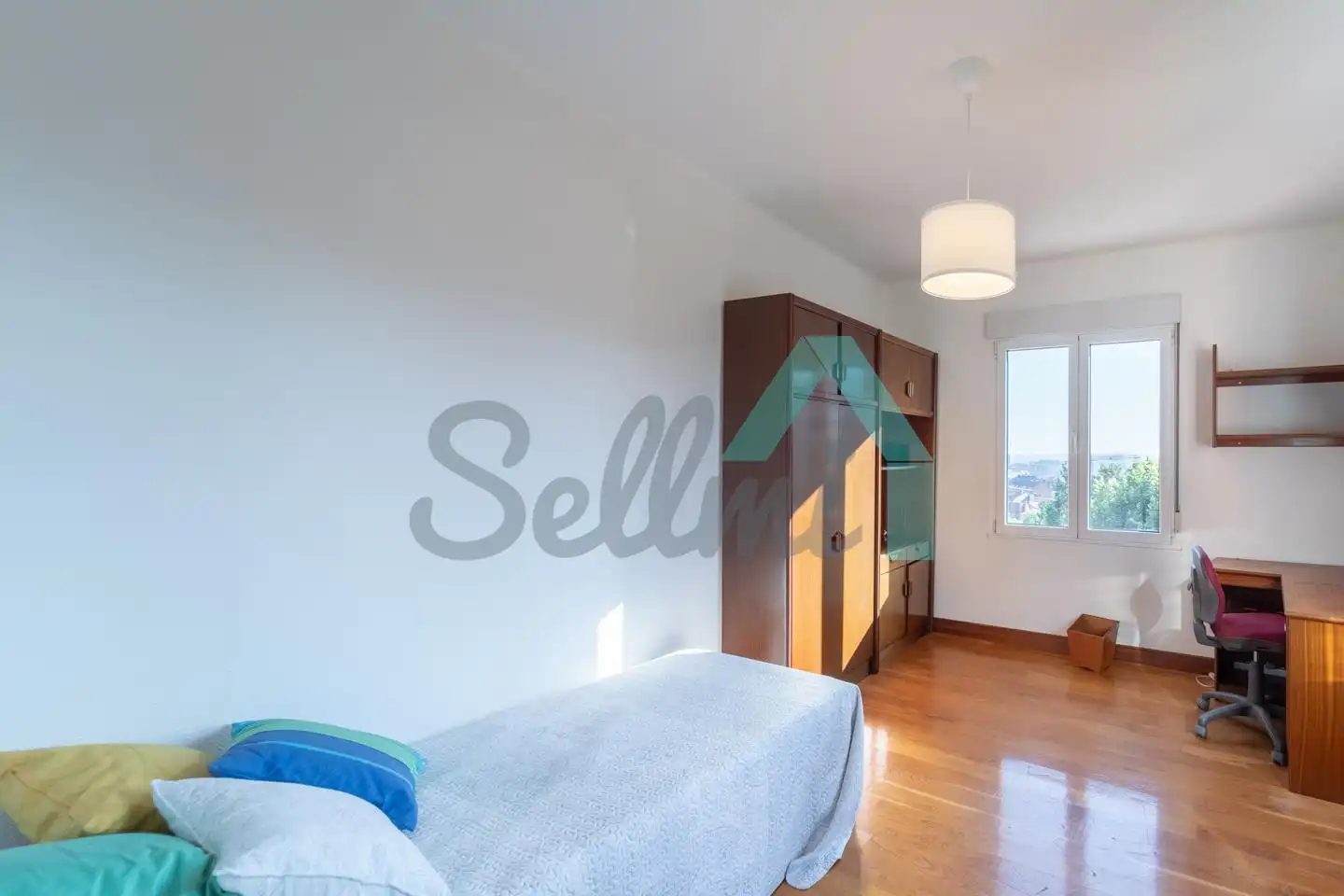 Piso de 212 m² en Oviedo