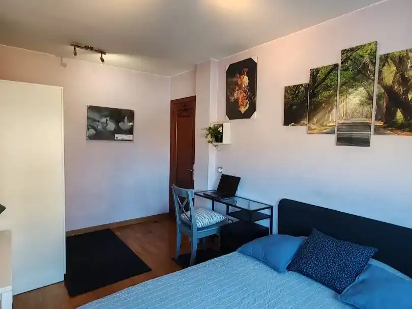 Habitació 153 m², Oviedo